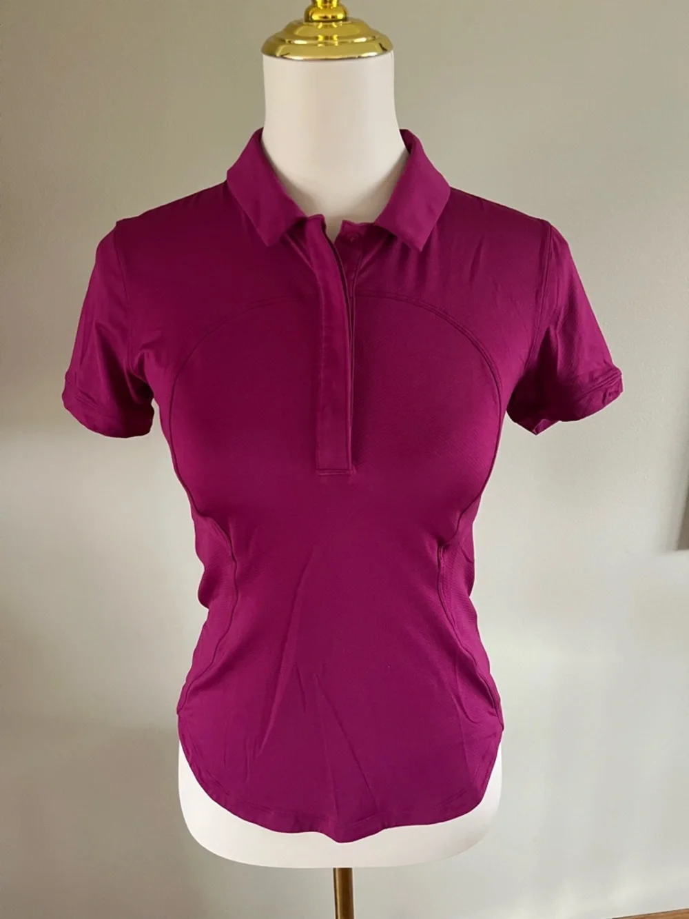 Lululemon Quick-Drying Short Sleeve Polo Shirt- Size 2 - Picture 6 of 10